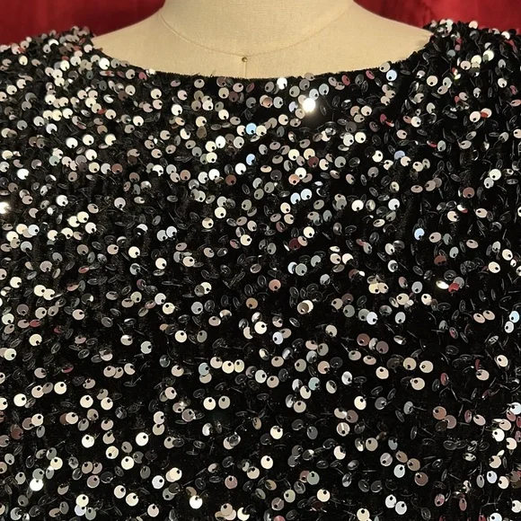 4th & Reckless Black Open Back Sequin T-Shirt Dress - Marca - Picture 4 of 9